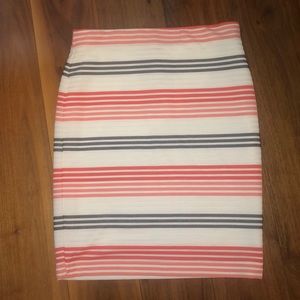 Bloomingdales Pink and Black Mini Skirt
